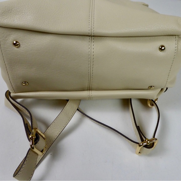 Aimee Kestenberg Lovers Lane Leather Expandable Backpack NWT Top Handle w Heart - Picture 8 of 15